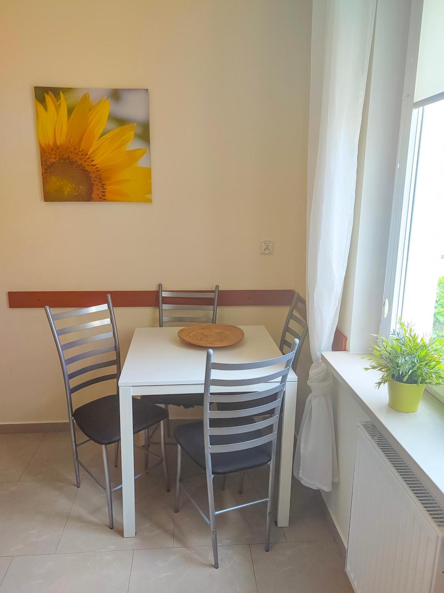 Prywatny Parking Apartament Zacisze By Rentoom Stary Toruń Extérieur photo